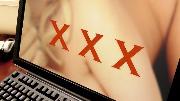 Toți cei care au accesat filme pornografice au primit azi o veste cruntă. E începutul sfârșitului?
