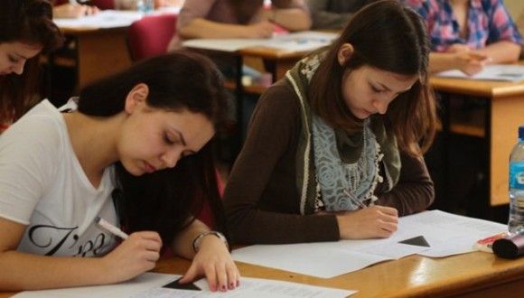 Note simulare BAC 2016. Astăzi vor fi afişate notele la simulare BAC 2016