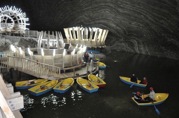 Presa britanică își îndeamnă cititorii să viziteze Salina Turda. Cum o laudă 