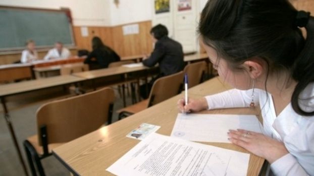 Perle simulare Bacalaureat: "Otilia este enigmă ascunsă pentru toţi bărbaţii"