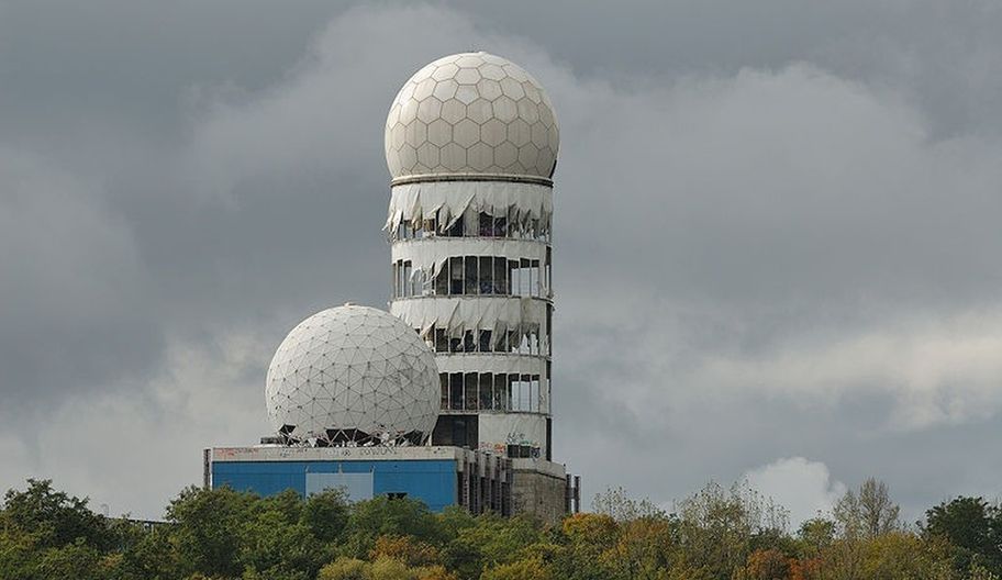 Cum au creat americanii una dintre cele mai mari staţii de INTERCEPTARE din lume