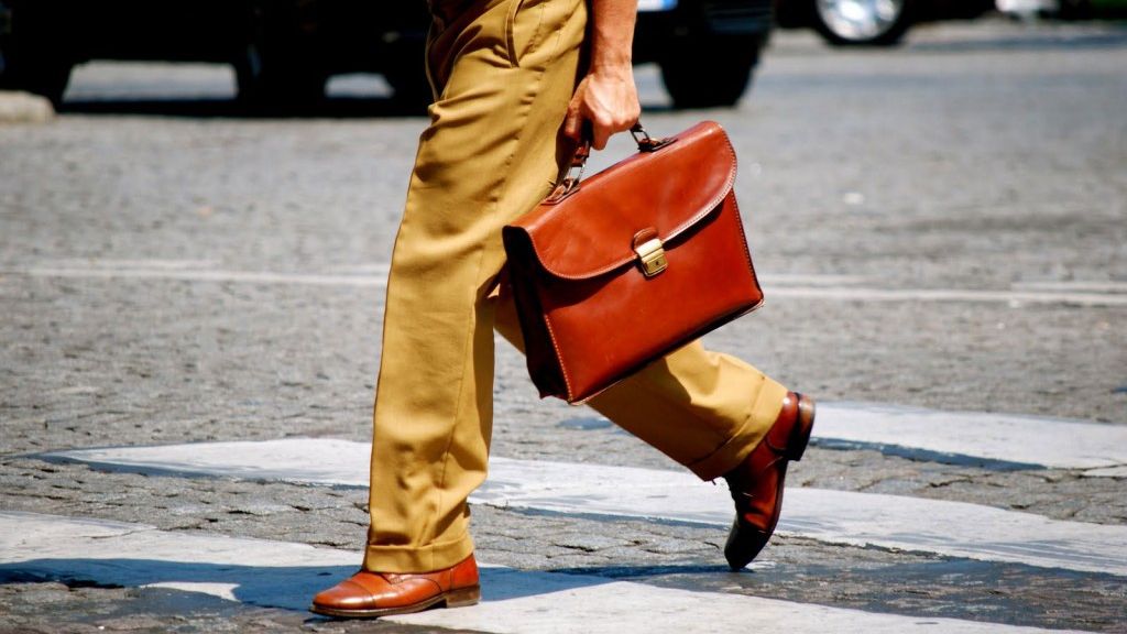 Metoda de înşelăciune care făcea multe victime în anii 90 a reapărut. Cum funcţionează