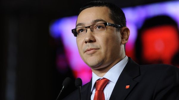 Dosarul pentru retragerea titlului de doctor al lui Ponta, retrimis la Ministerul Educaţiei 