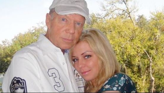 Își iubea enorm soțul. După 13 ani de mariaj, el a murit. La funeralii i-a aflat cel mai mare secret