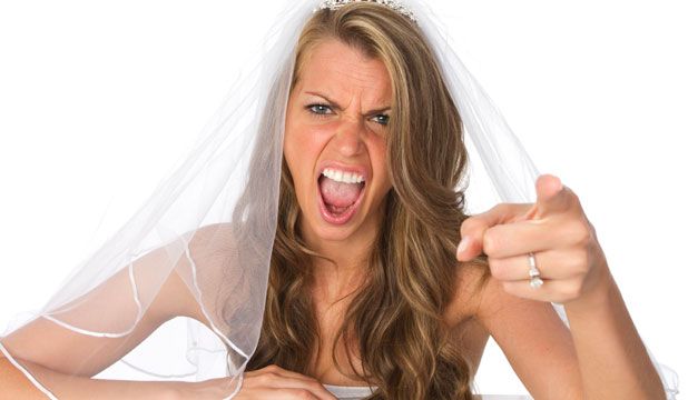 Îşi iubea mult partenerul. Plănuiau deja nunta. Apoi, mireasa a aflat că el e gay. Reacţia ei e ŞOC