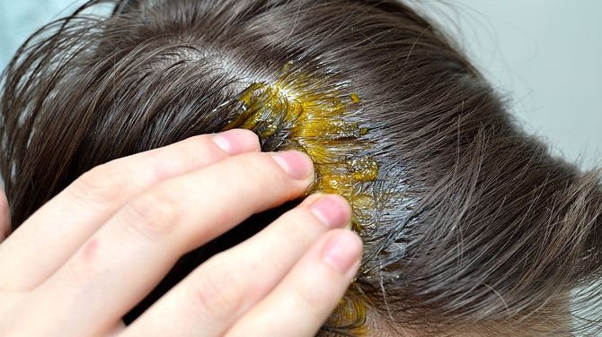 Părul tău va creşte rapid dacă foloseşti acest truc