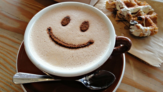 Așa se prepară cea mai bună cafea. Rețeta simplă la care nu te-ai fi gândit