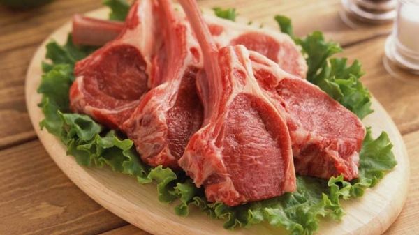 De ce e bine să mănânci carne de miel. Beneficiile neştiute pe care le aduce organismului