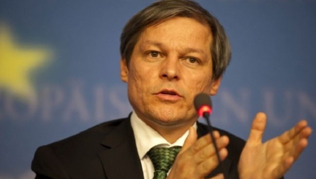 Cioloş: Marţi voi trimite preşedintelui revocarea ministrului Culturii şi o nouă propunere 