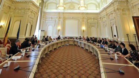 Cinci ambasadori propuşi, aviz favorabil, în unanimitate, de la comisiile de specialitate