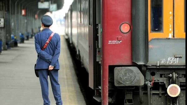 Șef de tren, cercetat penal după ce a mers băut la serviciu