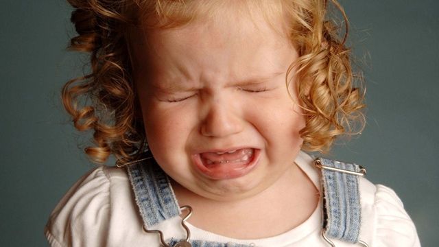 Fetiţă de 3 ani, răpită dintr-un magazin. Poliţiştii au rămas şocaţi când s-au uitat pe camere