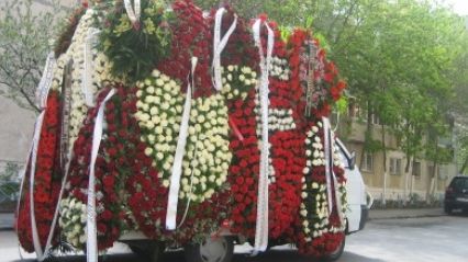 DRAMĂ în televiziune! Un îndrăgit prezentator a murit, luni, într-un accident de maşină