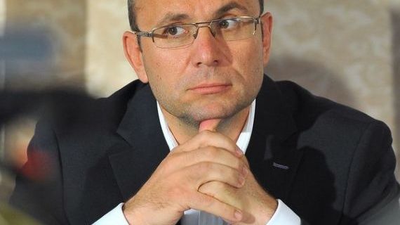 Guşă:Decizia lui Dragnea iniţiază un act anarhic. PSD face lege într-un stat care se vrea democratic