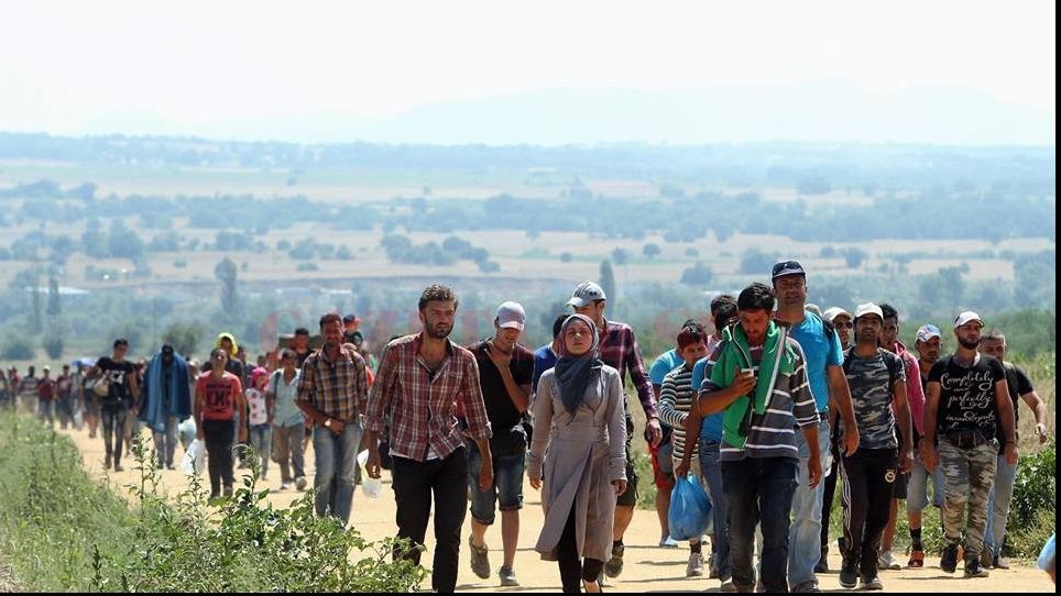 Italia: Peste 1.000 de migranți salvați în Mediterana