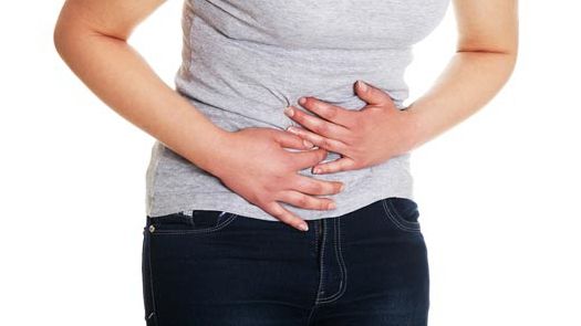 Cancer ovarian: Simptomele “asasinului tăcut”