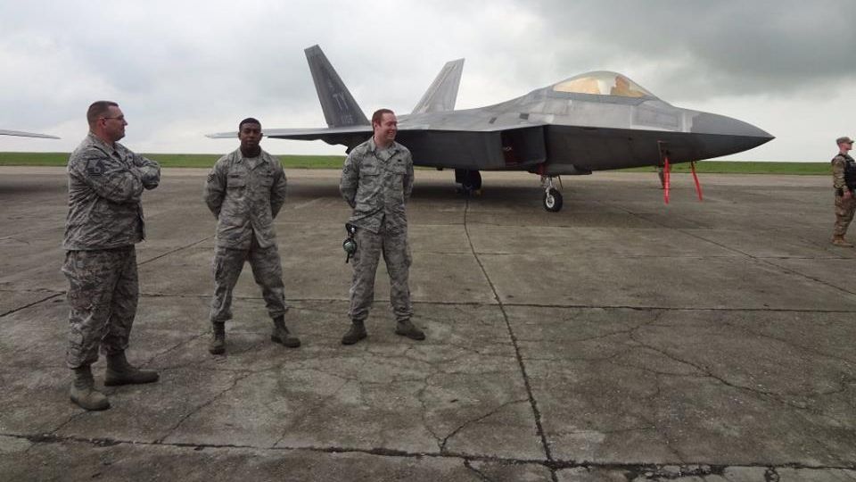 Reacție dură a Rusiei după ce SUA au trimis două avioane F-22 în România