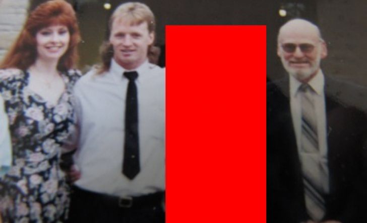 A găsit o poză în albumul familiei şi a decis s-o pună pe internet. Halucinant! Cine era în imagine