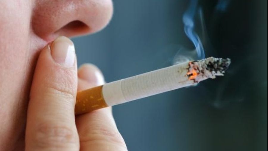 Ingeniozitatea unui student, deranjat că în camera de cămin se fumează. Ce a construit e UIMITOR