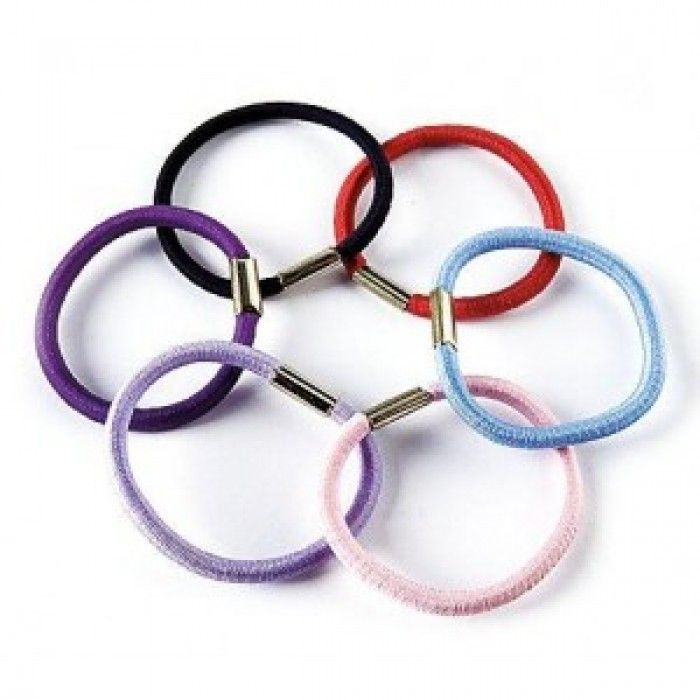 Pericolul ascuns din spatele elasticelor pentru păr. Nu vei mai cumpăra niciodată!