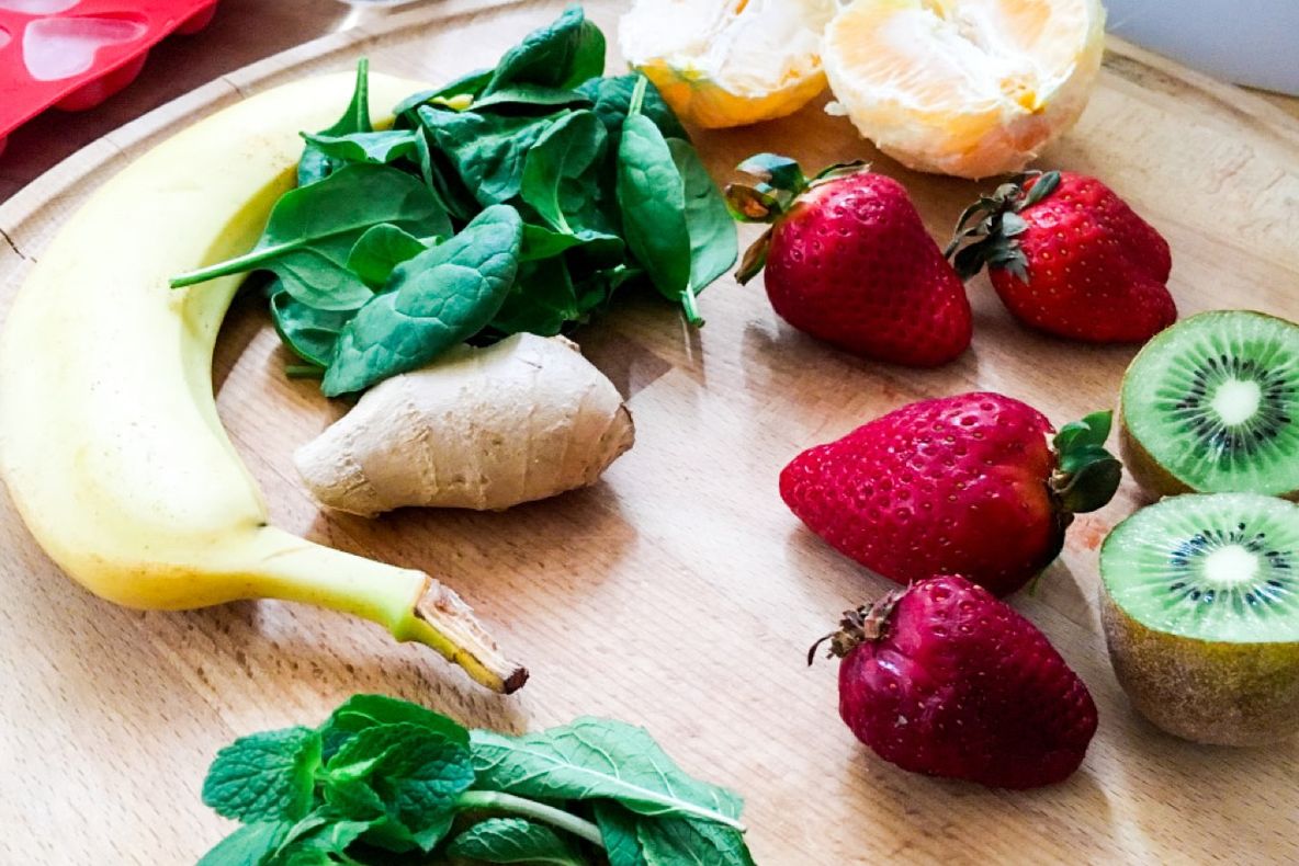 Secretul tenului Laurei Cosoi: Beau "curcubeu de vitamine". Cum se prepară