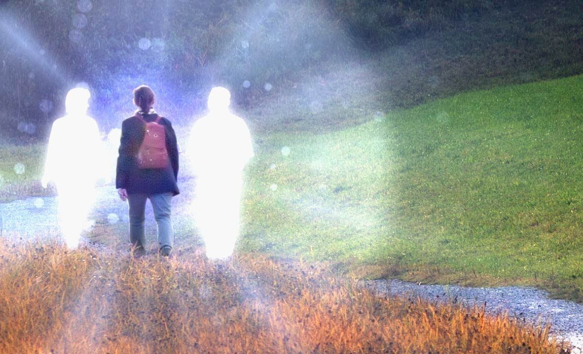 Impresionant! De ce visăm de fapt oameni decedaţi şi ce semnificaţie au aceste vise