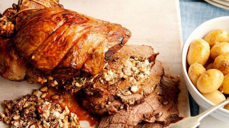 Cum să faci cea mai bună friptură de miel la cuptor. Secretul marilor bucătari  