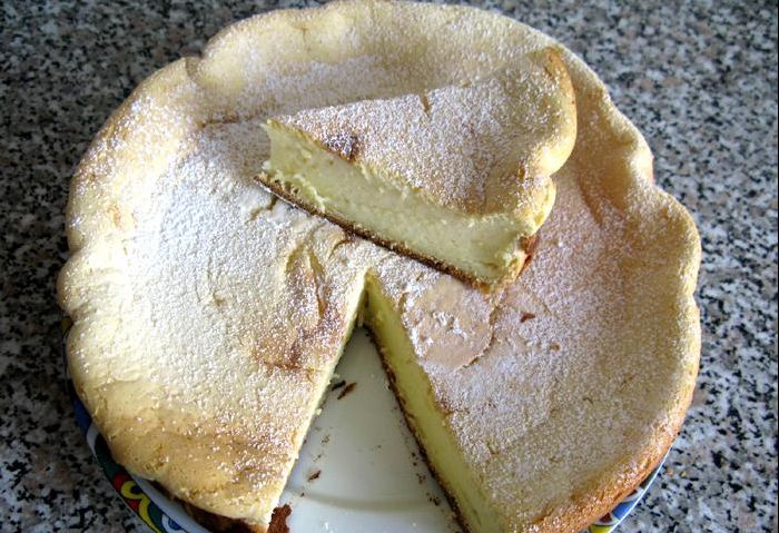 Cea mai bună reţetă de PASCĂ cu smântână. Ingredientul care-i dă un gust special