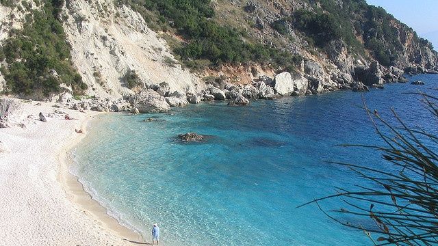 Statul Islamic plănuieşte să comită atacuri pe plajele din Europa în această vară