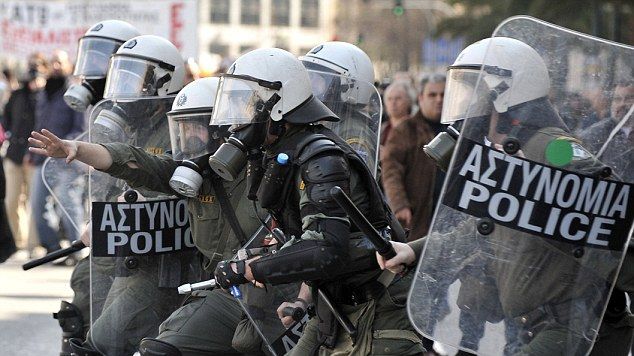 România, Bulgaria şi Grecia vor lua măsuri pentru a spori cooperarea în domeniul apărării