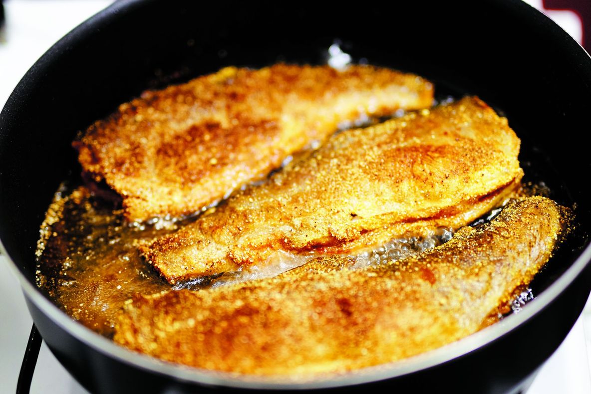 Ce trebuie să ştii despre prăjeli: cum ne pot afecta sănătatea şi de ce mai bine să renunţăm la ele