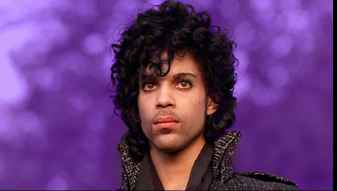 Corpul neînsuflețit al cântărețului Prince a fost incinerat în cadrul unei ceremonii private 