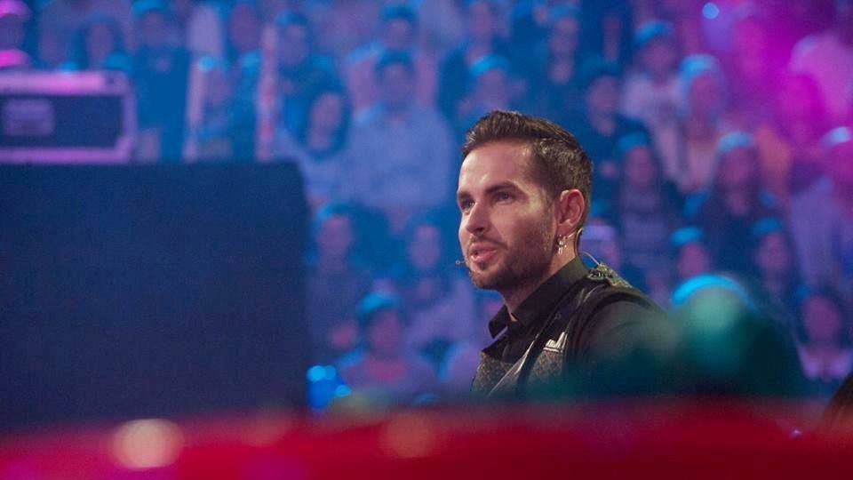 Cu cine se iubeşte Randi. Toată lumea credea că este Jo 