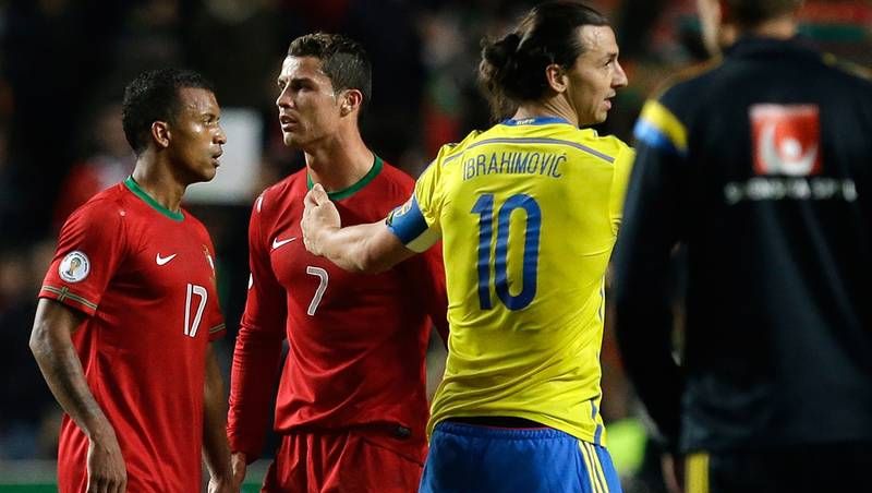 Dezvăluiri ale unui jurnalist român: "Ronaldo ar fi bisexual, Zlatan merge în localurile gay"