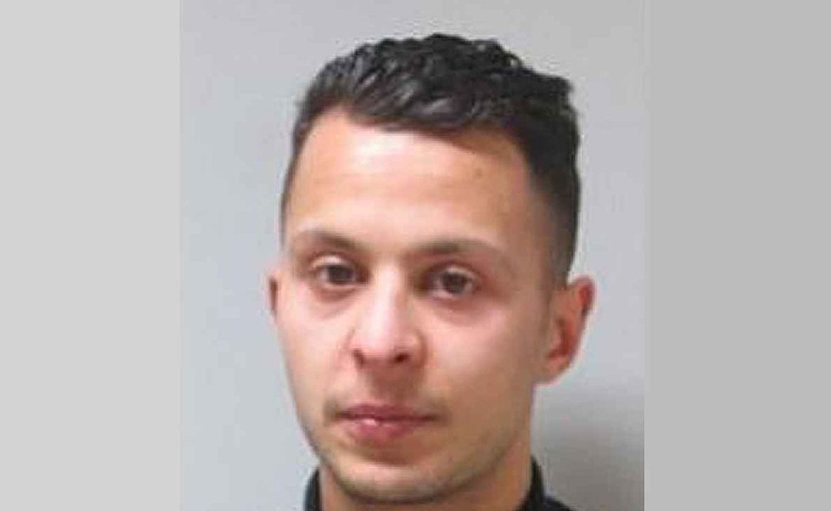 Atentate teroriste la Paris. Principalul suspect Salah Abdeslam a fost extrădat în Franța
