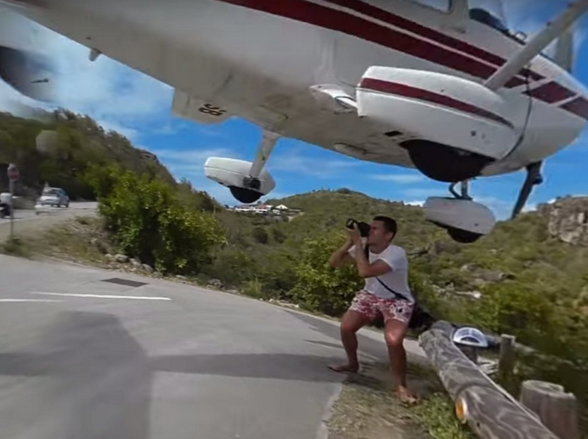 Imagini suprinse la momentul potrivit. Nu îţi vine să crezi 