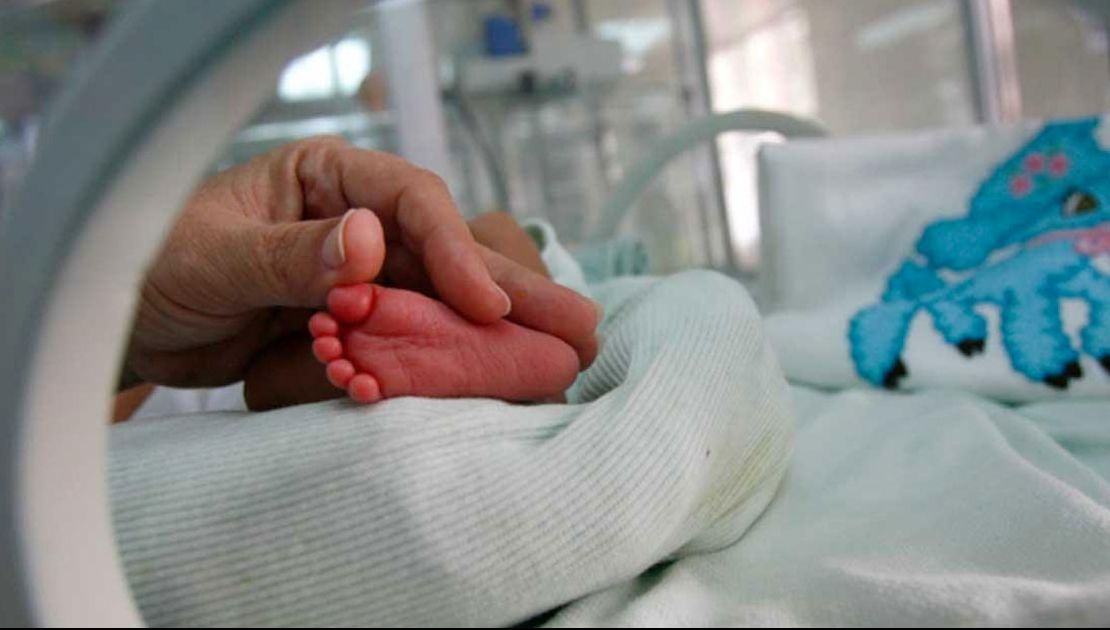 Avea 19 ani și a decis să avorteze.Medicii au convins-o că fiica sa a murit. După ani, a aflat că...