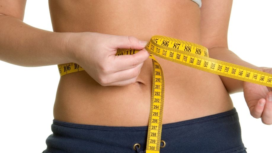 Inedit: cum te ajută vorbitul să slăbeşti. Explicaţia neaşteptată a unui nutriţionist