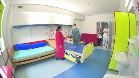 Managerul Spitalul Floreasca, demis. Motivul: Secţia de Arşi nu este complet funcţională