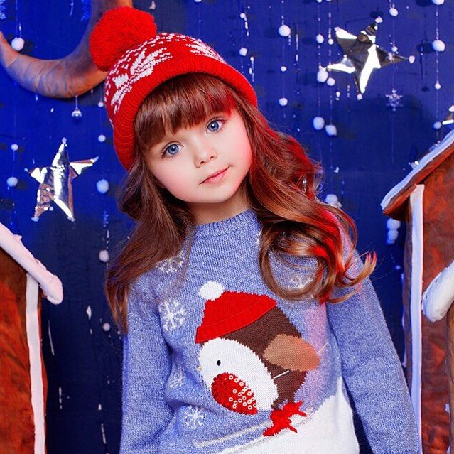 Are 5 ani și e considerată cea mai frumoasă copilă din lume. Face furori pe rețelele de socializare