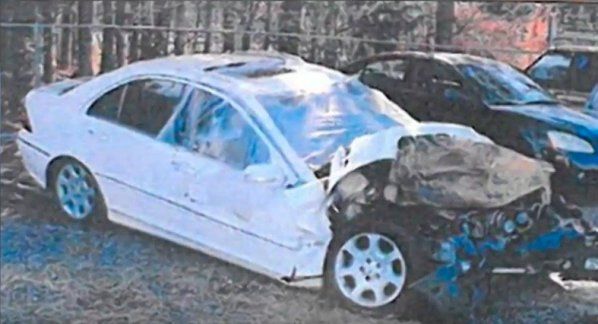 Medicii, ÎNLEMNIŢI.Cum arată selfie-ul pe care şi l-a făcut o fată la câteva minute după un accident