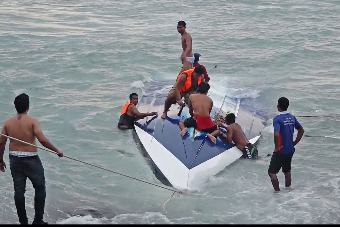 O româncă a murit în Thailanda. Vaporul în care se afla a naufragiat