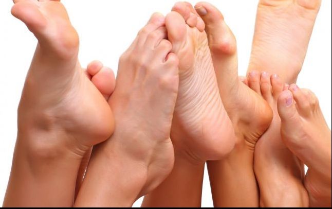 Primele semne ale bolilor de inimă. Trebuie să fii atent la degetele de la picioare