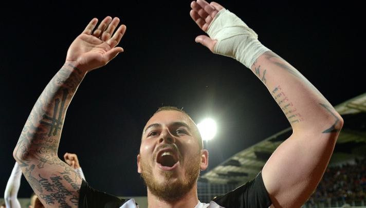 Denis Alibec a amânat intervenția chirurgicală la mână pentru a putea juca la EURO 2016