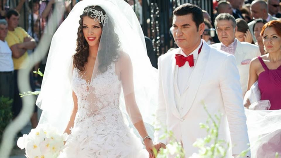 Alina Borcea vorbeşte despre zvonul că aşteaptă al treilea copil cu Cristi Borcea 