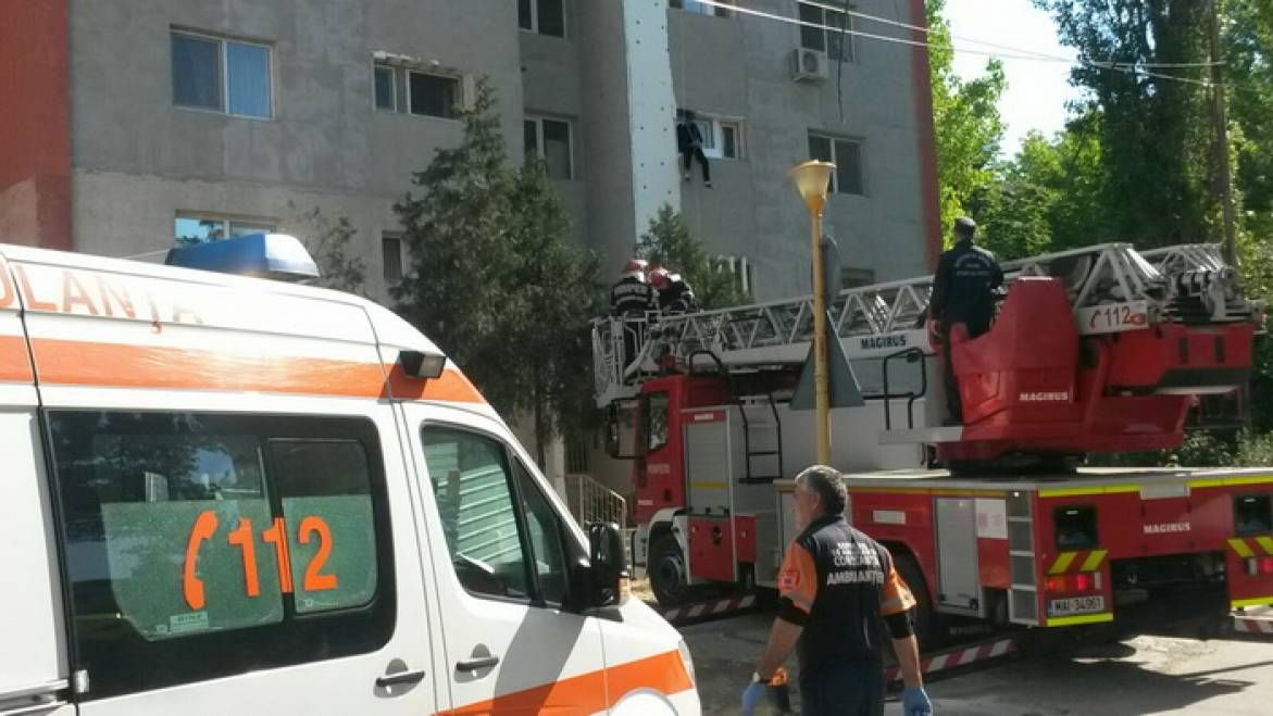 Panică într-un oraş întreg din România. Ce a făcut un tânăr care şi-a uitat cheile acasă