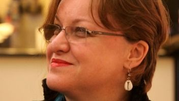 Corina Şuteu, propusă la ministerul Culturii, organiza petreceri la Cannes pe banii statului 