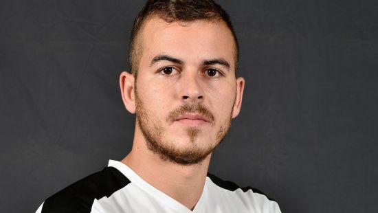 Mama lui Denis Alibec a şocat: "Fiul meu fumează 3-4 ţigări pe zi"