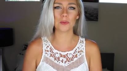 Și-a înfășurat picioarele în folie alimentară și s-a culcat așa. Dimineața a avut o surpriză majoră