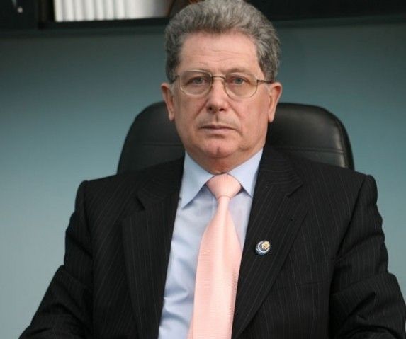 Un deputat PNL vrea ca aleşii locali să nu răspundă penal dacă semnează acte avizate ilegal de alţii